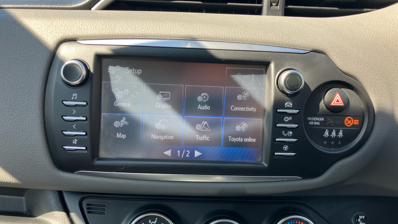 Toyota Yaris 1.5 VVT-i Icon Tech 5dr Petrol Hatchback